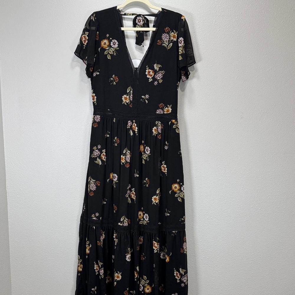 Abercrombie & Fitch Black Floral Maxi Dress short sleeve v neck cutout peekaboo